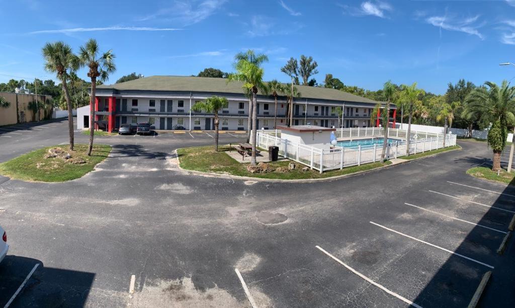 La Casa Inn New Port Richey Gulf Beach Us-19 外观 照片